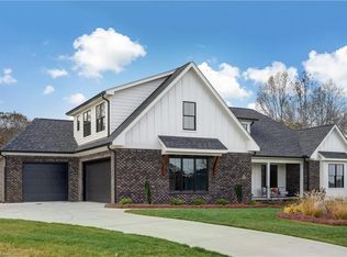 2507 Rivers Edge Rd, Summerfield, NC 27358