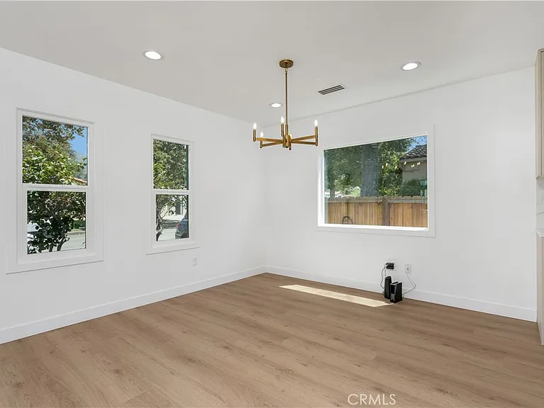 1016 Highland Ave — Photo 24
