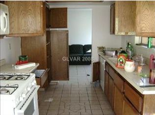 1628 Divinity St, Las Vegas, NV 89142