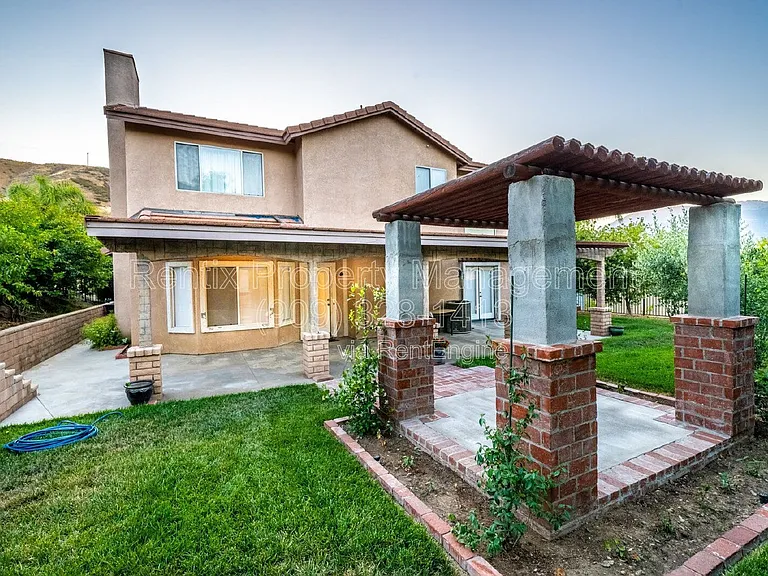 3655 Shandin Dr — Photo 43