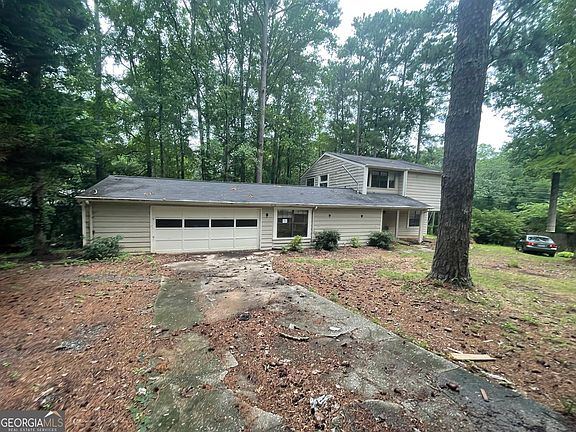 2nd image of 6859 Parkwood Ct
