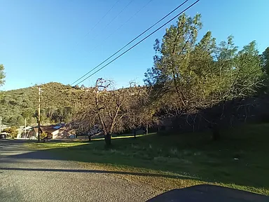 9815 Sequoia Road/Klamath Rd