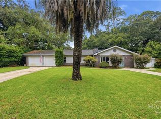 33 Romney Place, Savannah, GA 31406