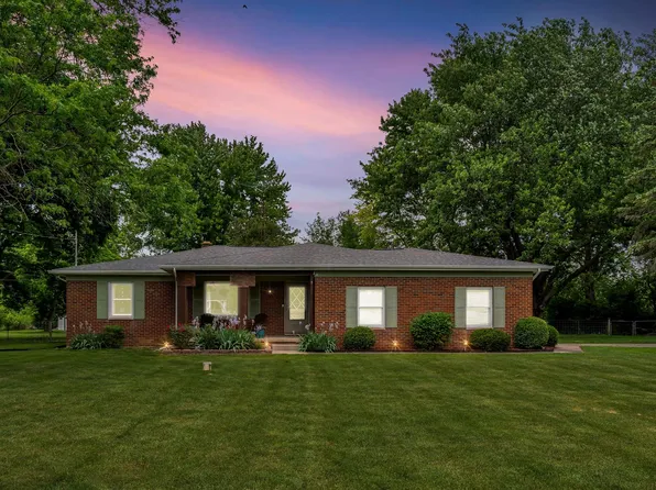 3124 W Hill Rd, Flint, MI 48507