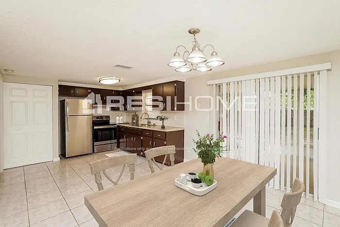 6349 Ridge Crest Dr — Photo 3