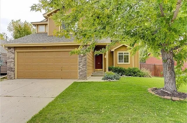 3323 Blue Grass Cir — Photo 2