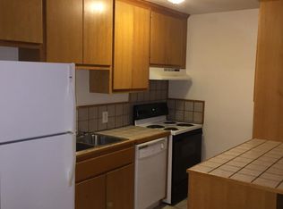 202 W Butler St, Prairie Grove, AR 72753