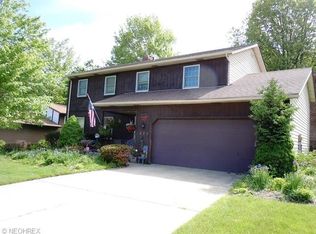 675 Azalea Dr, Cleveland, OH 44143