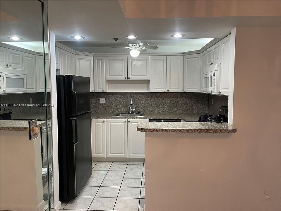 1st image of 3100 W Rolling Hills Cir APT 108