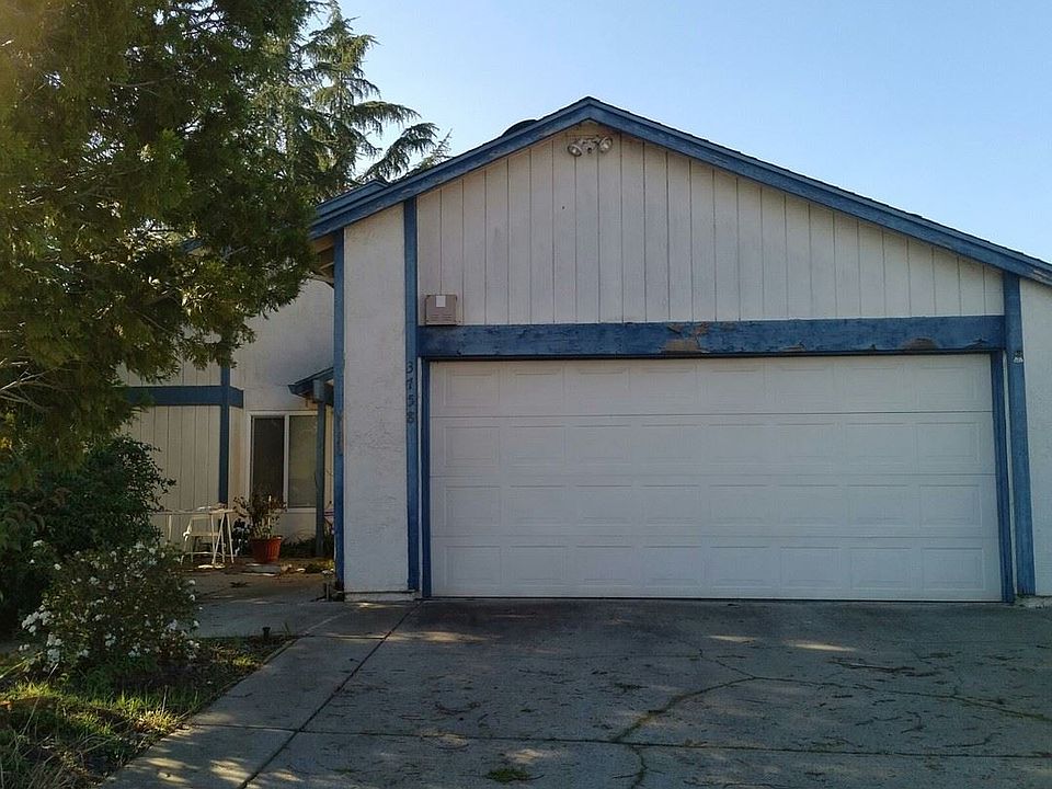 1st image of 3758 Station St