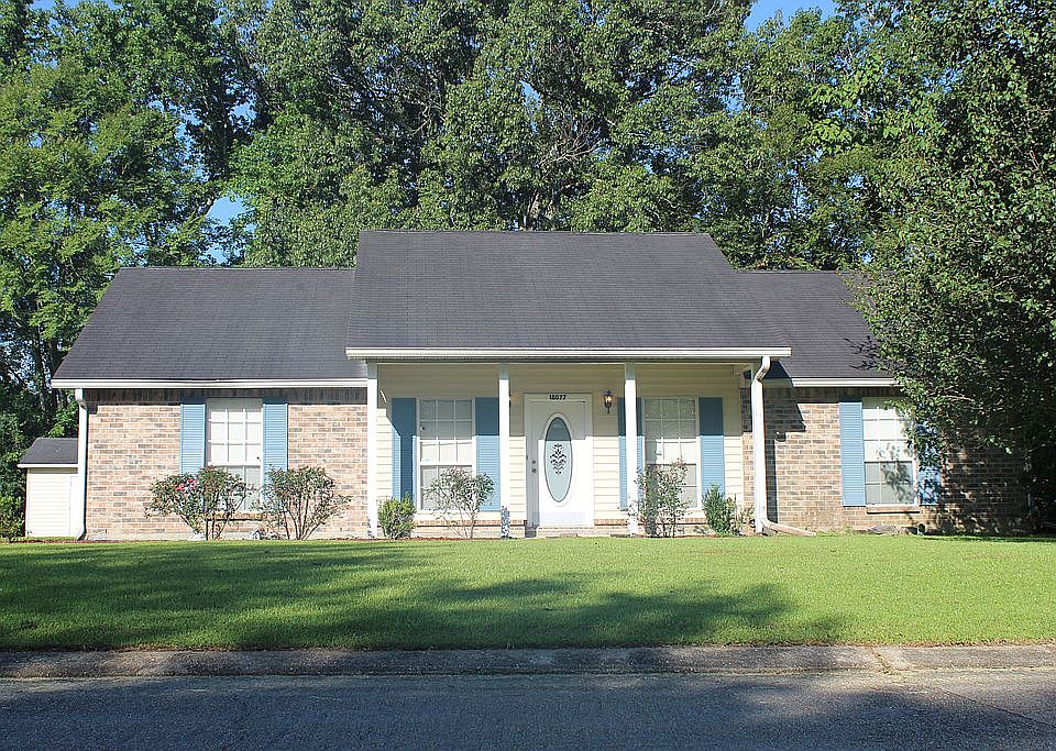 1st image of 18077 Wood Haven Dr