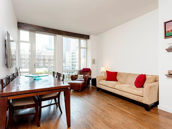 2nd image of 133 W 22nd St APT 9J