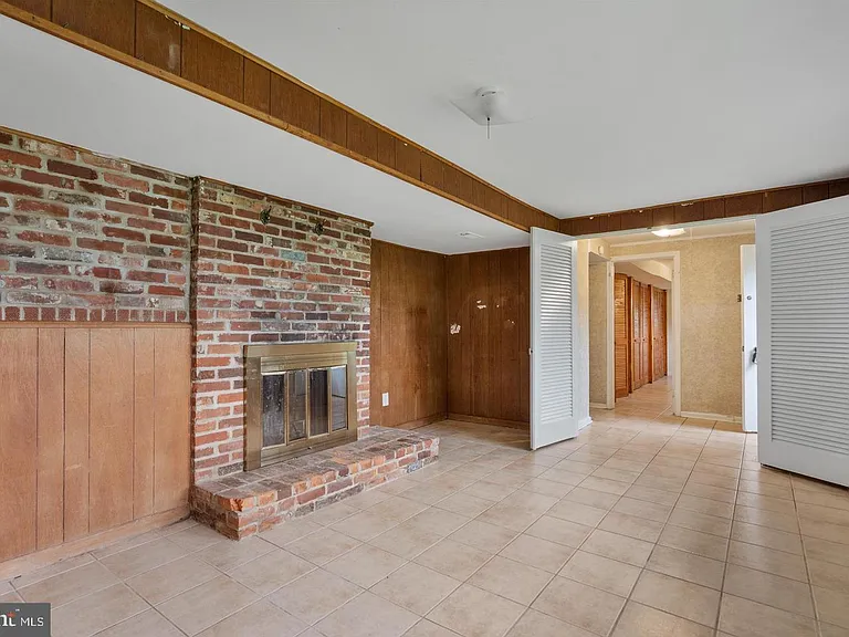 6318 Willowood Ln — Photo 31