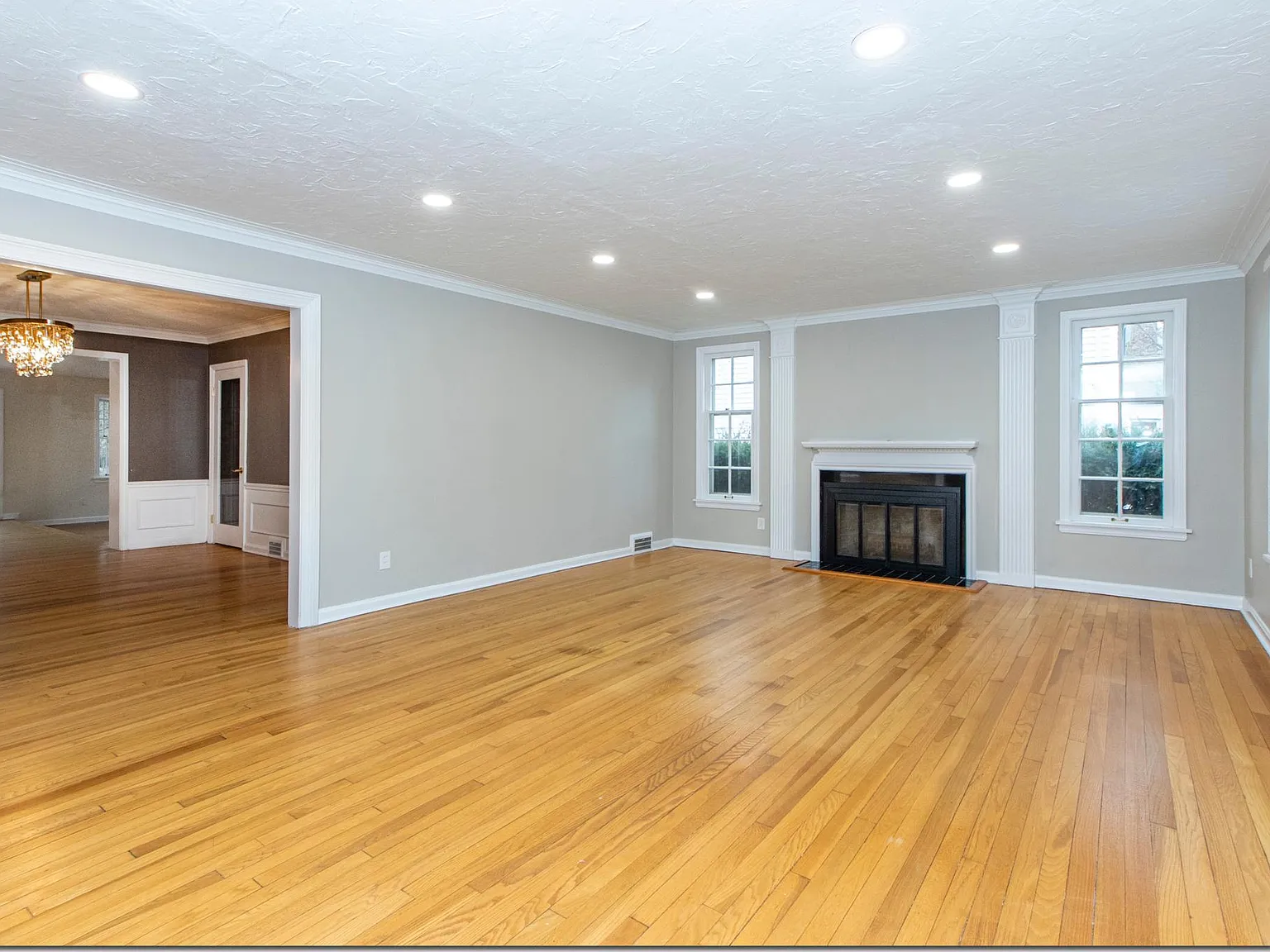 6 bed, 3223 sqft, $4,150 — Photo 3