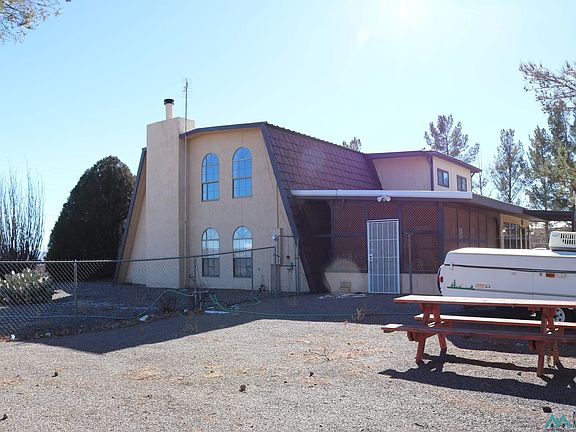 3rd image of 2860 Columbus Rd SE