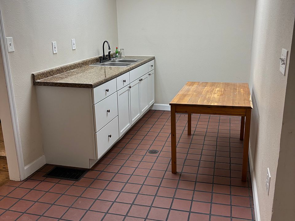 1st image of 3642 Morgan Ford Rd #1