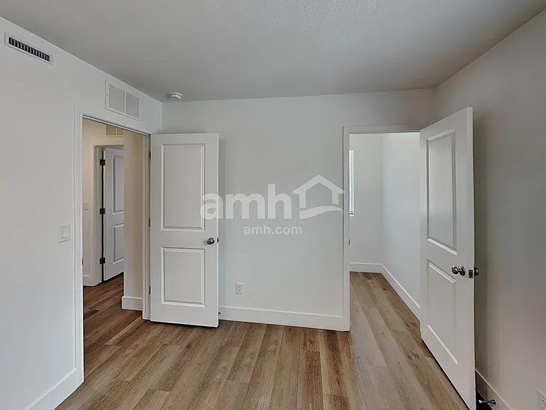 11122 Magallanes St — Photo 21