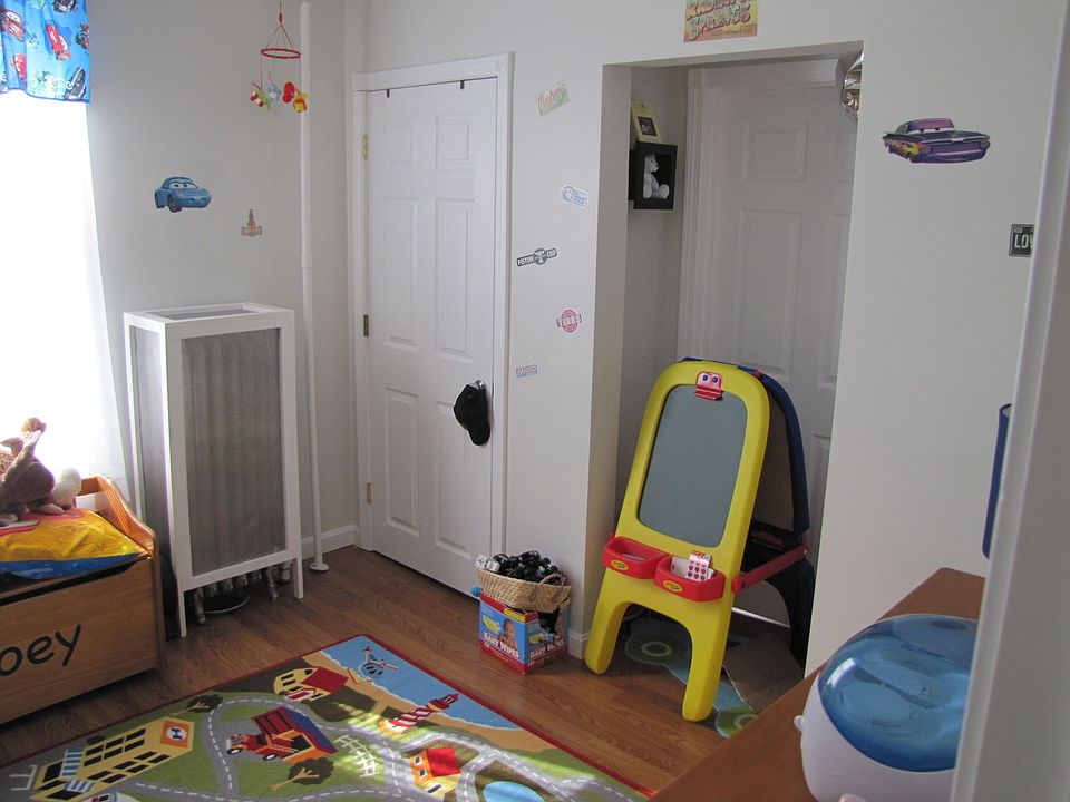 20 EMORY ST Saugus MA Zillow