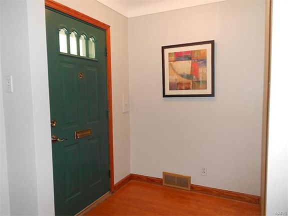 3rd image of 6409 Lindenwood Ave