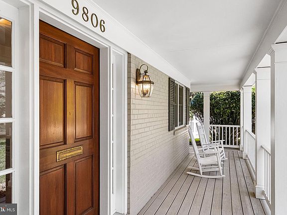 4th image of 9806 Culver Ct