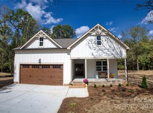 1037 Oakmont Dr, Rock Hill, SC 29732