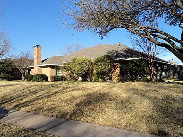 2nd image of 913 Meadow Gate Dr