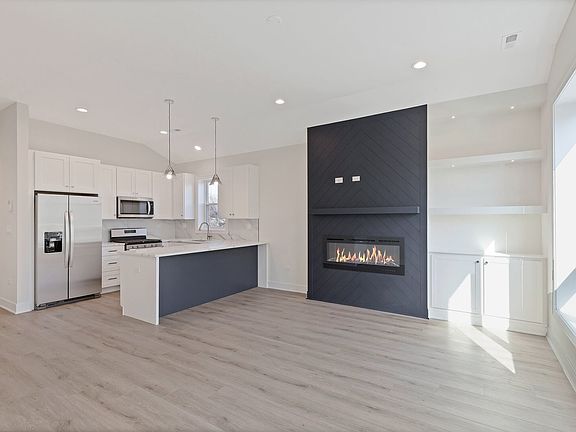 4th image of 6340 S Drexel Ave #2