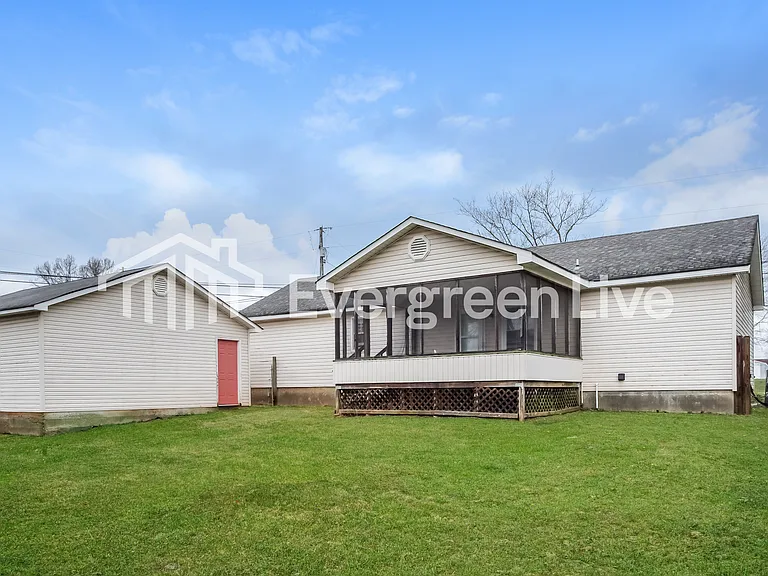 13020 Dickens Ln — Photo 15