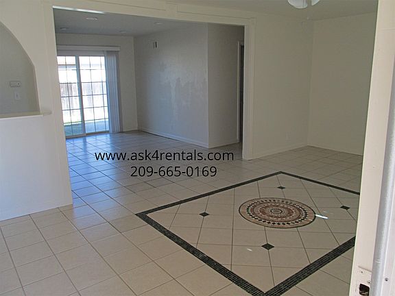 2nd image of 411 Sharon Ct