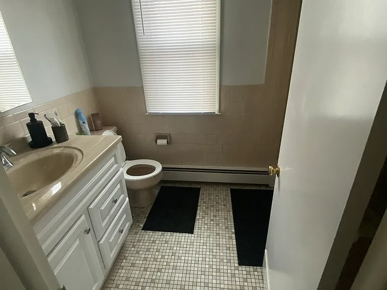 2889 Pawtucket Ave #1R — Photo 4