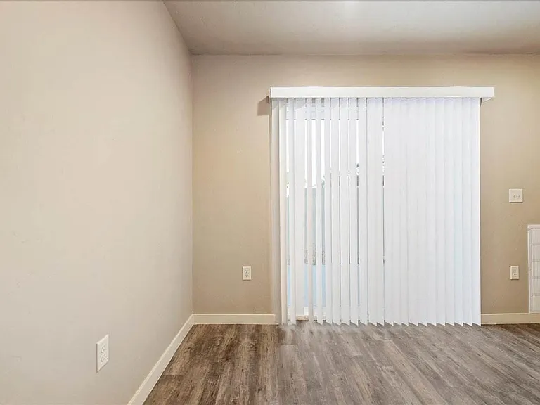 Cimarron Townhomes — Photo 17