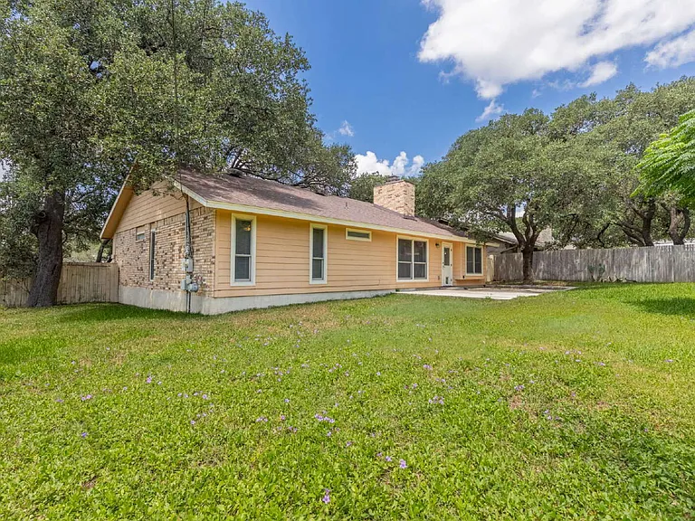2331 Bluffridge St — Photo 37