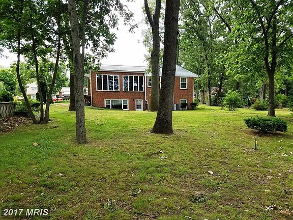 Back of House and Park-Like Back Yard!