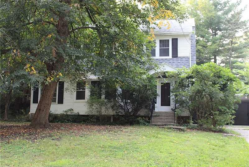 1st image of 311 Linden Ter SE