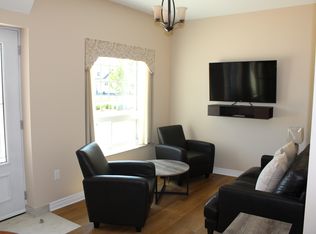 179 Louth St #1, Saint Catharines, ON L2S 0G6