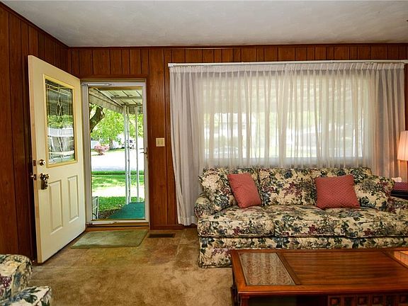 4th image of 5515 Linda Ln