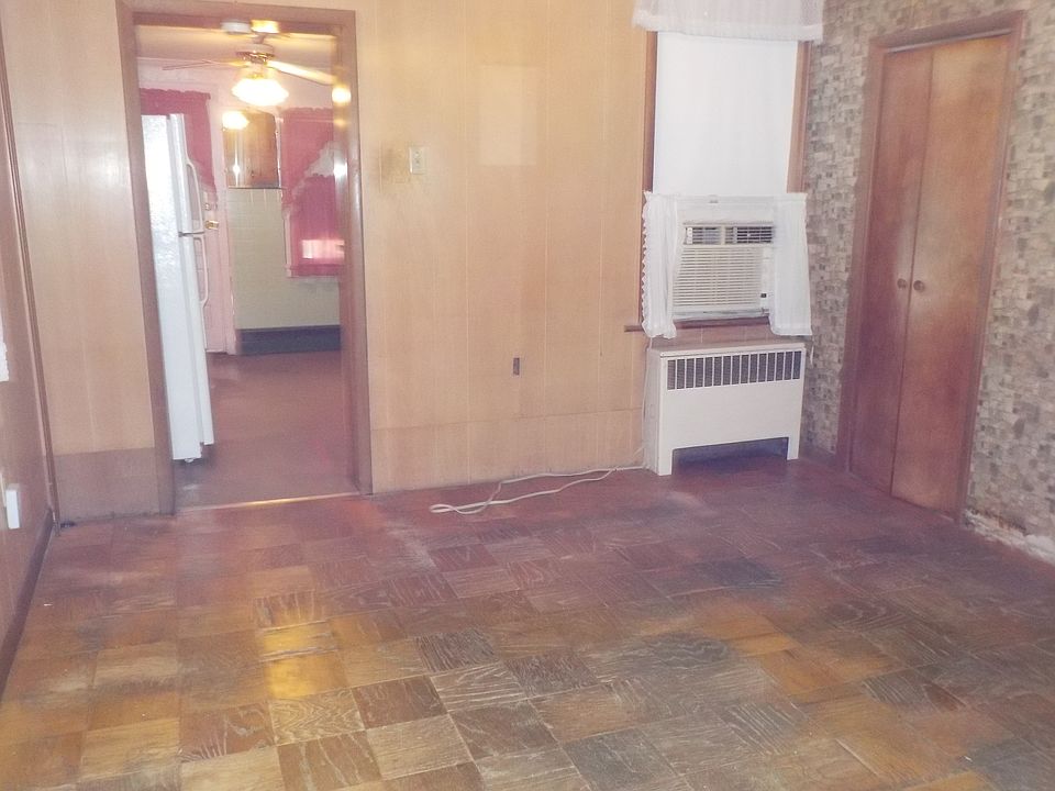 2nd image of 442 Centre St