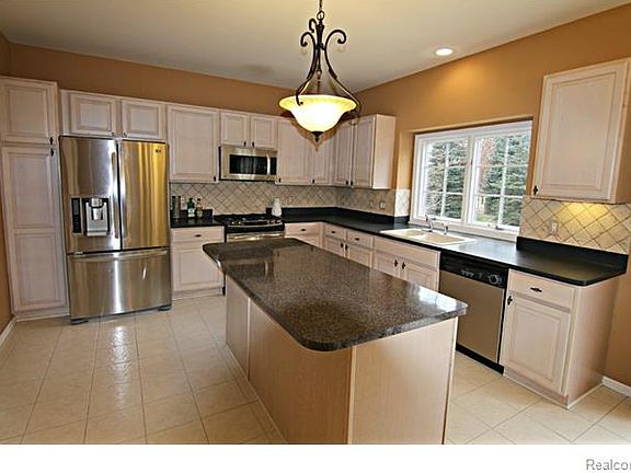 4th image of 4569 Northridge Ct