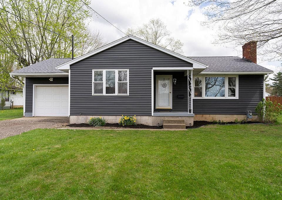 1st image of 470 Esley Ln
