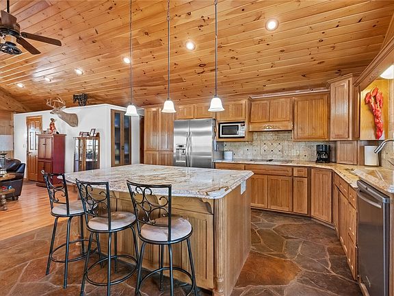 3rd image of 10959 Spring Ridge Ln