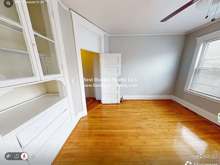 12 Pleasant St #3 — Photo 4