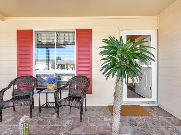 3rd image of 10405 W Kingswood Cir