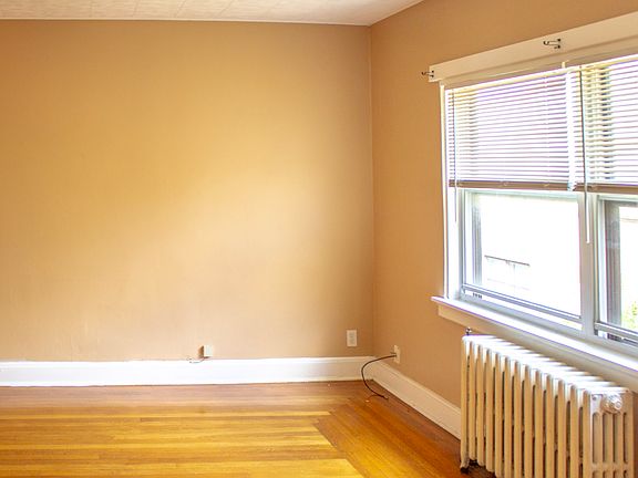 3rd image of 5818 Hamilton Ave APT 1