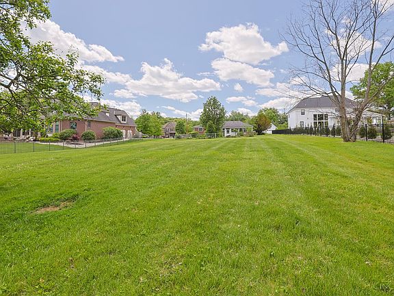 5th image of 10380 Deerfield Rd