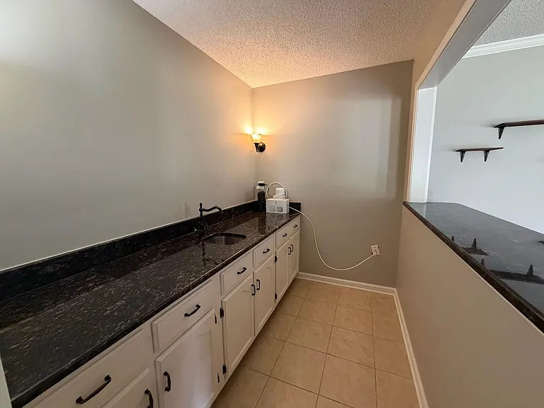 2910 Foster Dale Cv — Photo 23