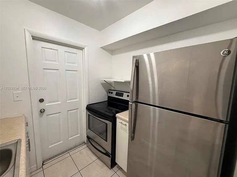 2216 Fillmore St #1-10 — Photo 13