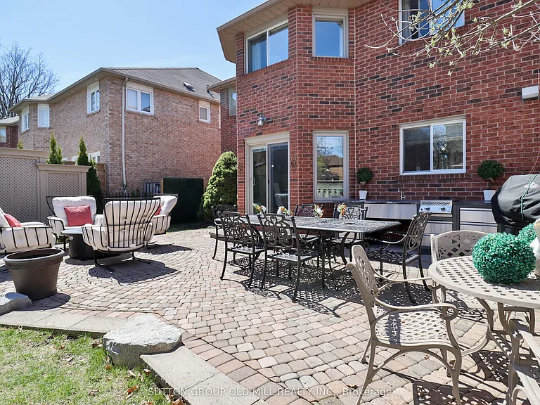 6835 Forest Park Dr — Photo 30