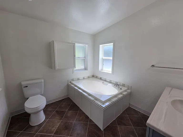 3950 Shoestring Rd — Photo 15