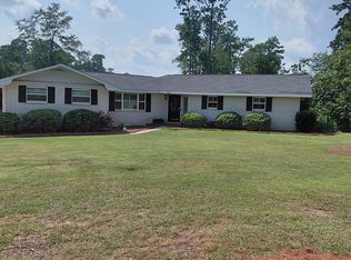 460 S College St, Metter, GA 30439