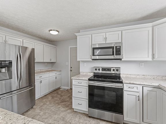 4th image of 5126 W 12th St